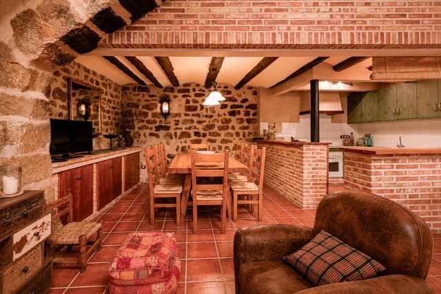 6 sovrum Hus till salu i Cretas - 198 000 € (Ref: 9970767)