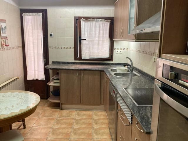 4 slaapkamer Huis te koop in Torre del Compte - € 120.000 (Ref: 9977452)