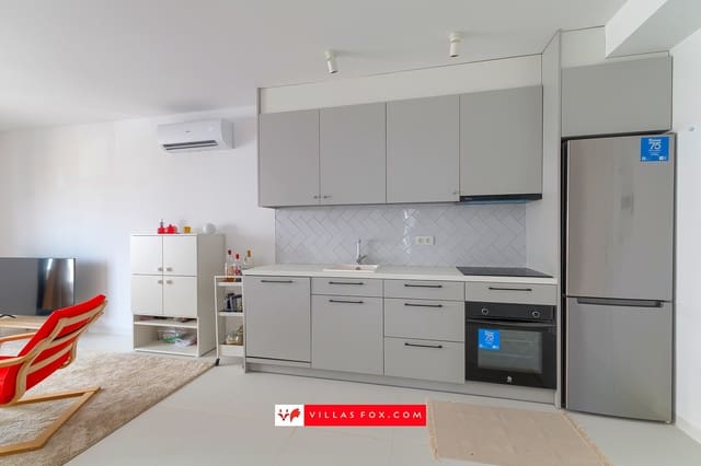 Apartamento de 2 habitaciones en San Miguel de Salinas en venta con piscina - 185.000 € (Ref: 10025822)