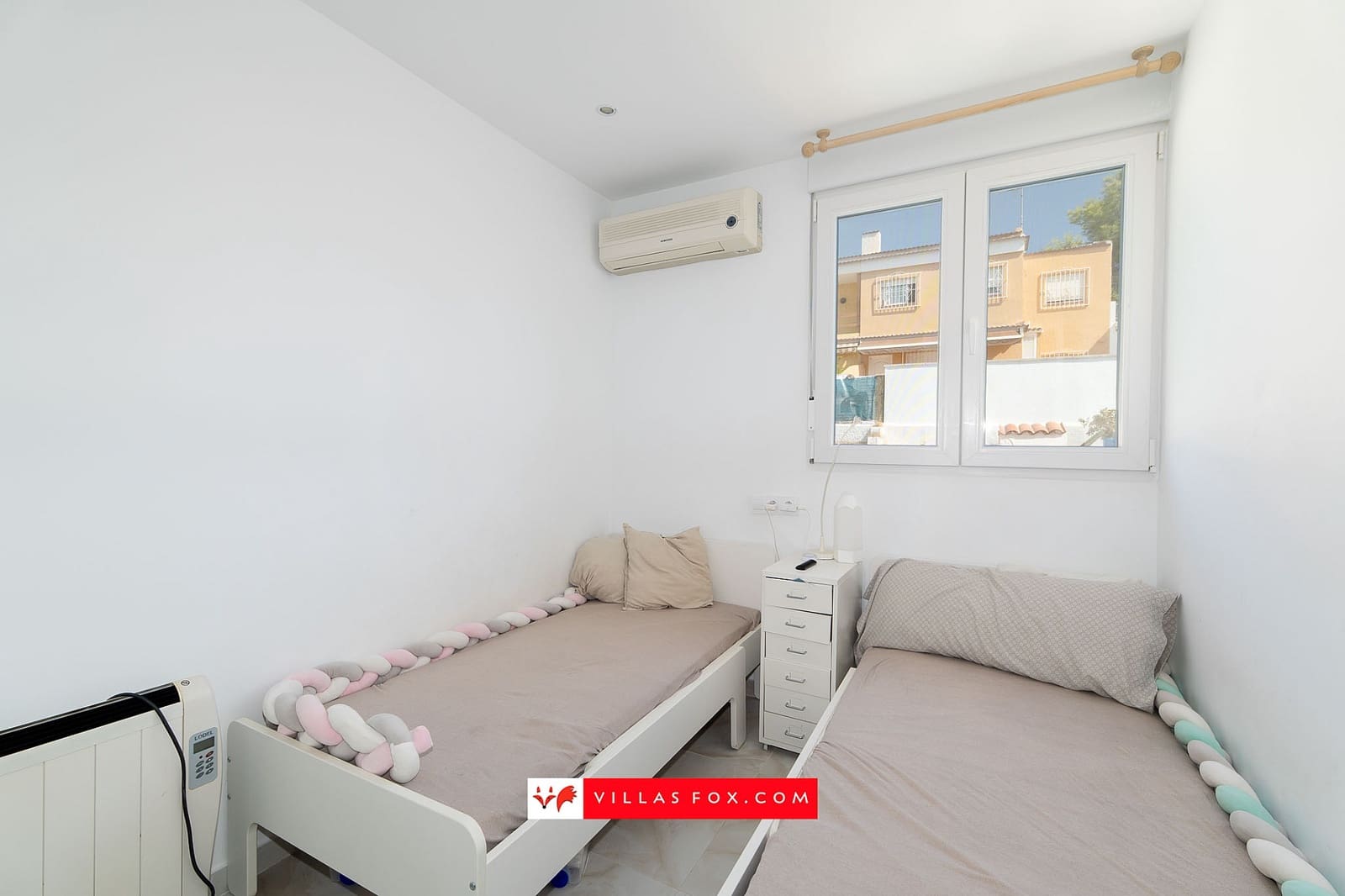 3 bedroom Townhouse for sale in Torrevieja - € 210,000 (Ref: 10057911)