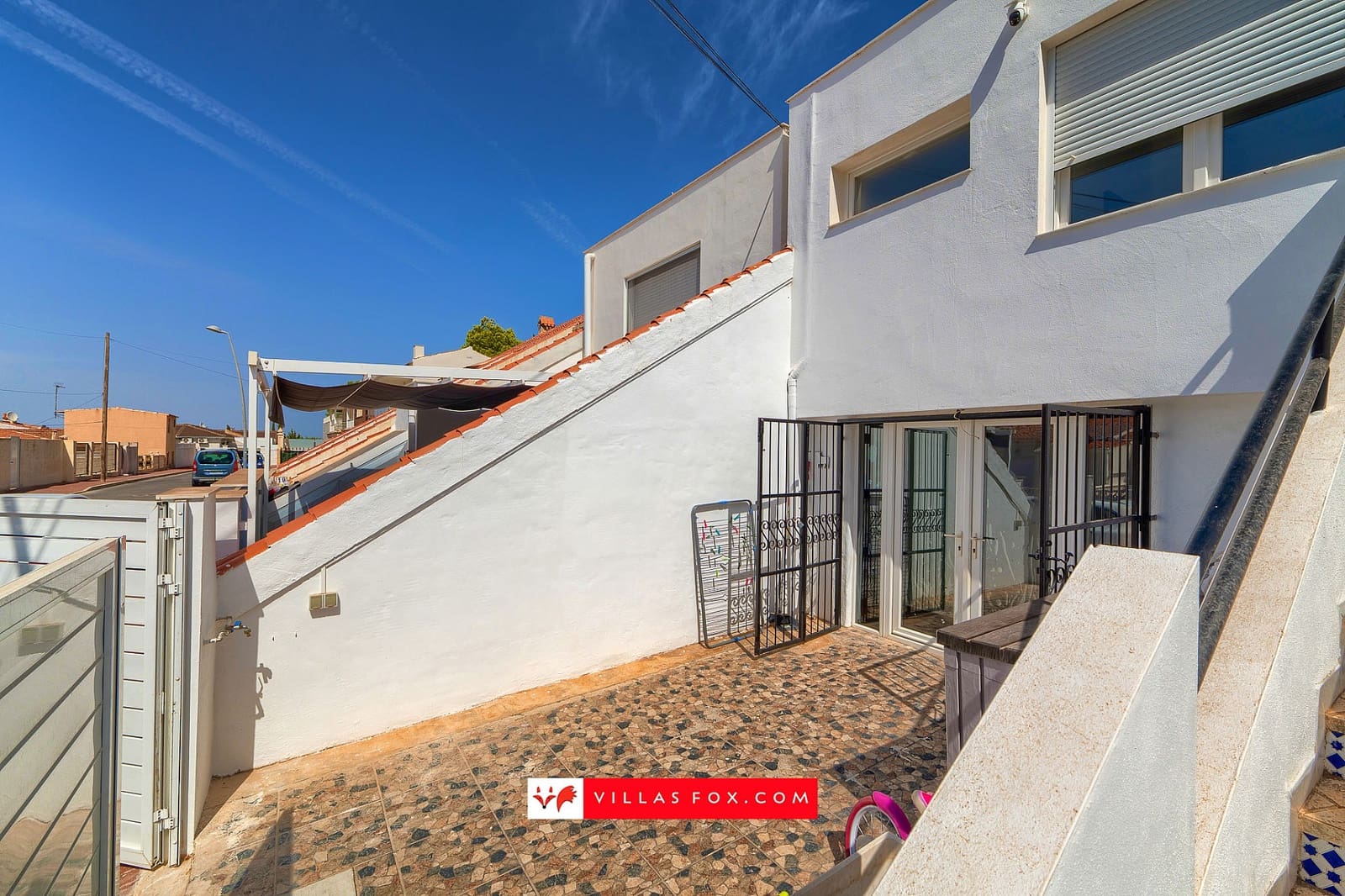 3 bedroom Townhouse for sale in Torrevieja - € 210,000 (Ref: 10057911)