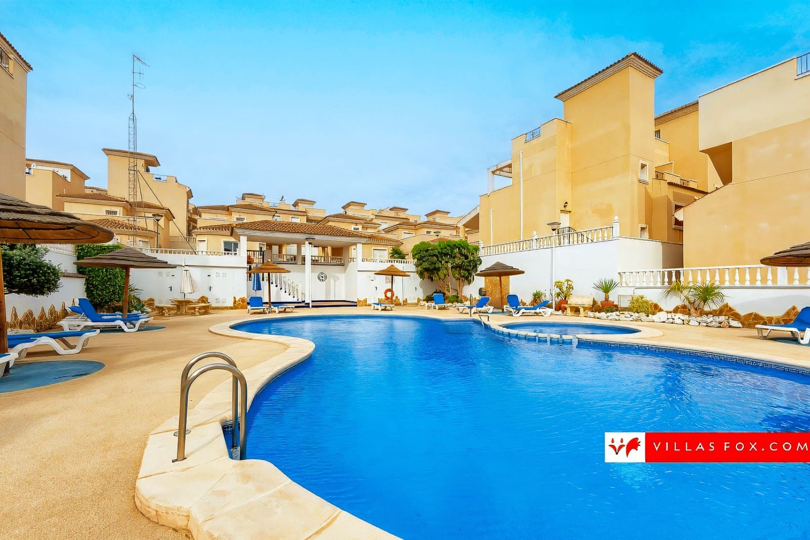 4 Zimmer Haus zu verkaufen in San Miguel de Salinas mit Pool - 249.000 € (Ref: 10106557)