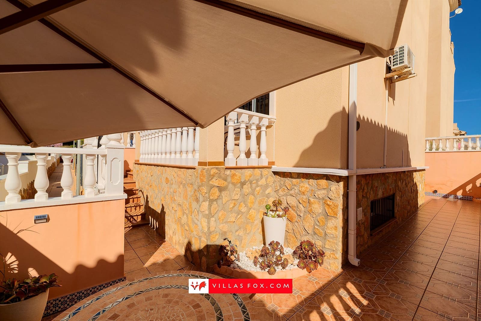 4 Zimmer Haus zu verkaufen in San Miguel de Salinas mit Pool - 249.000 € (Ref: 10106557)