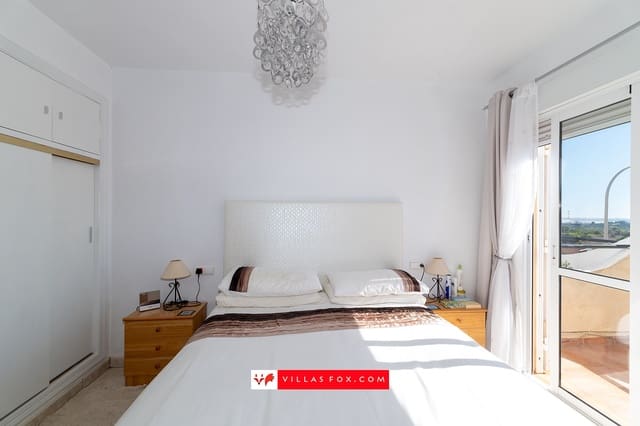 3 soveværelse Byhus til salg i San Miguel de Salinas med swimmingpool - € 175.000 (Ref: 10114461)