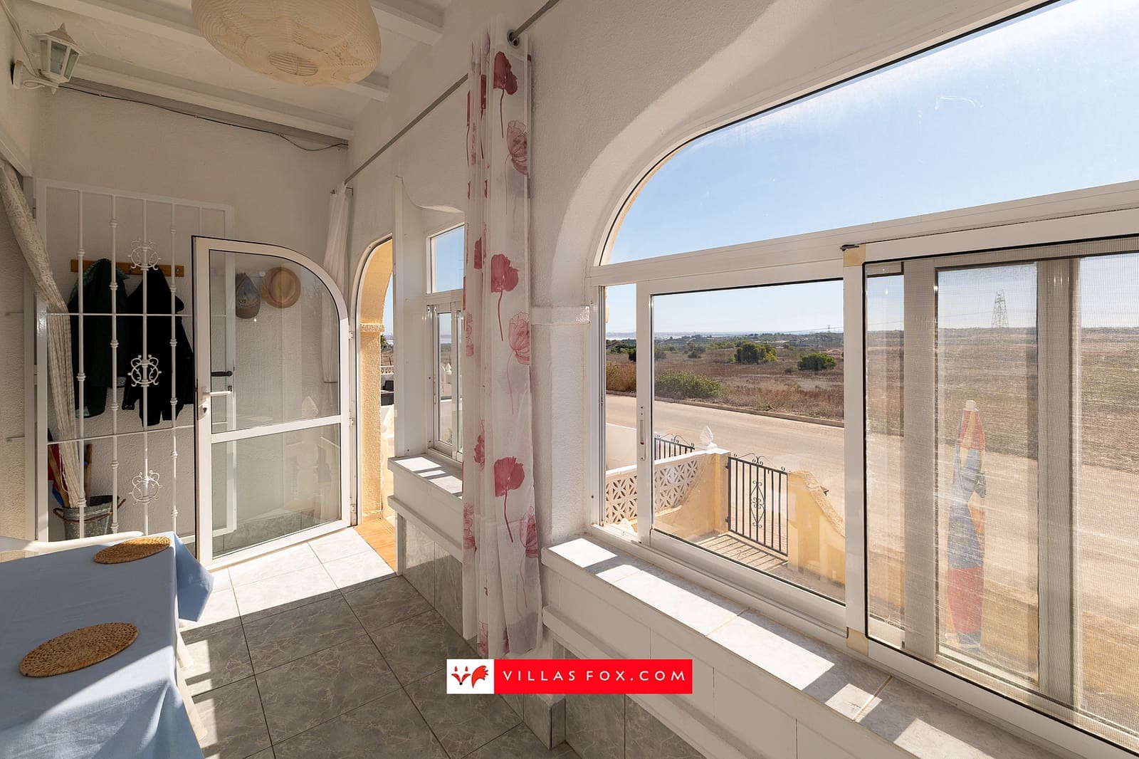 3 soveværelse Byhus til salg i San Miguel de Salinas med swimmingpool - € 175.000 (Ref: 10114461)