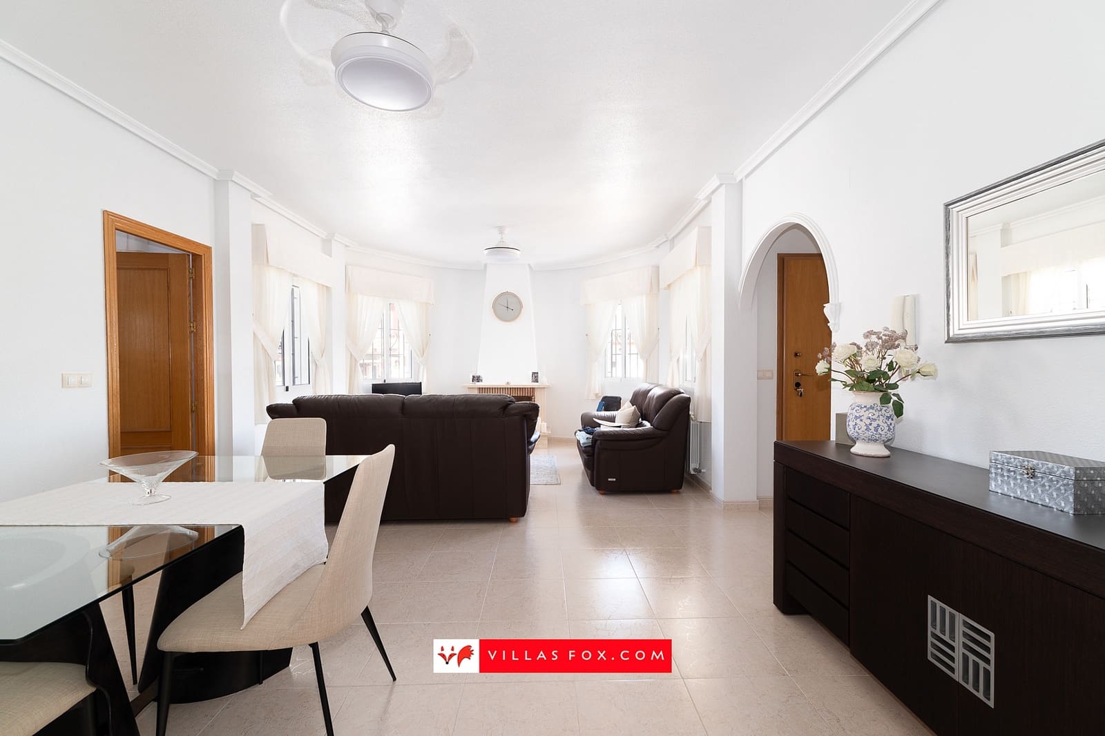 3 bedroom Villa for sale in Bigastro with pool garage - € 320,000 (Ref: 10124474)