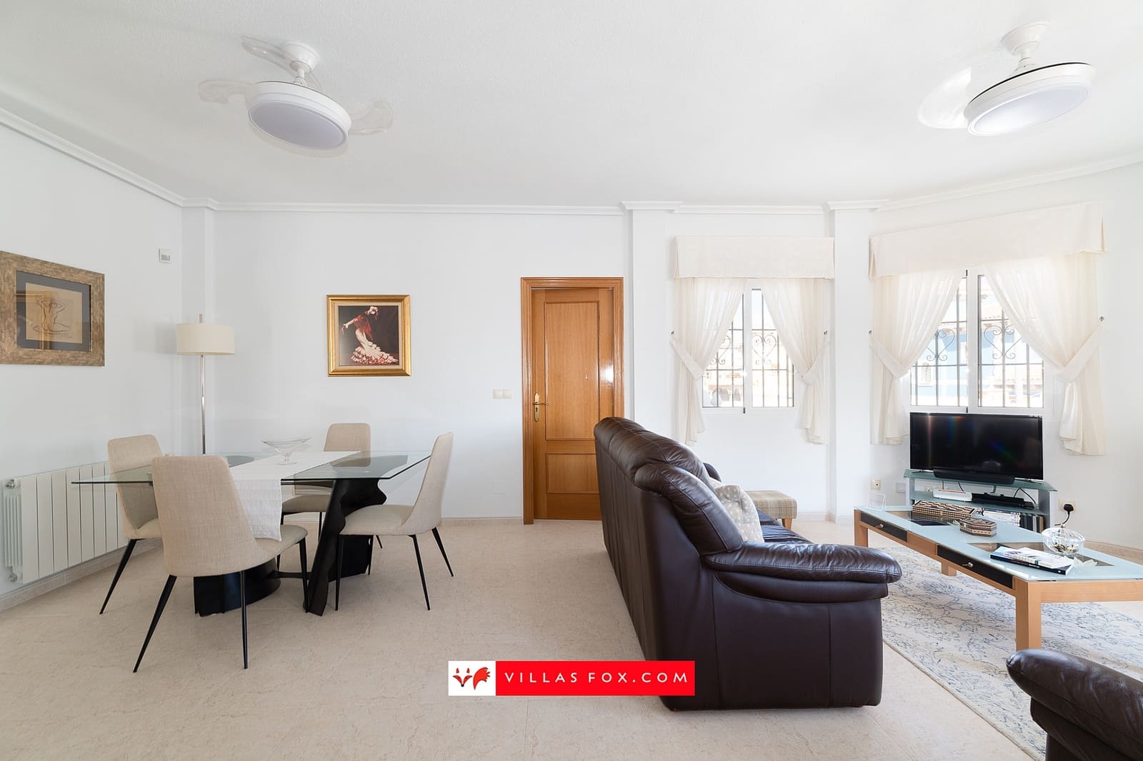 3 bedroom Villa for sale in Bigastro with pool garage - € 320,000 (Ref: 10124474)