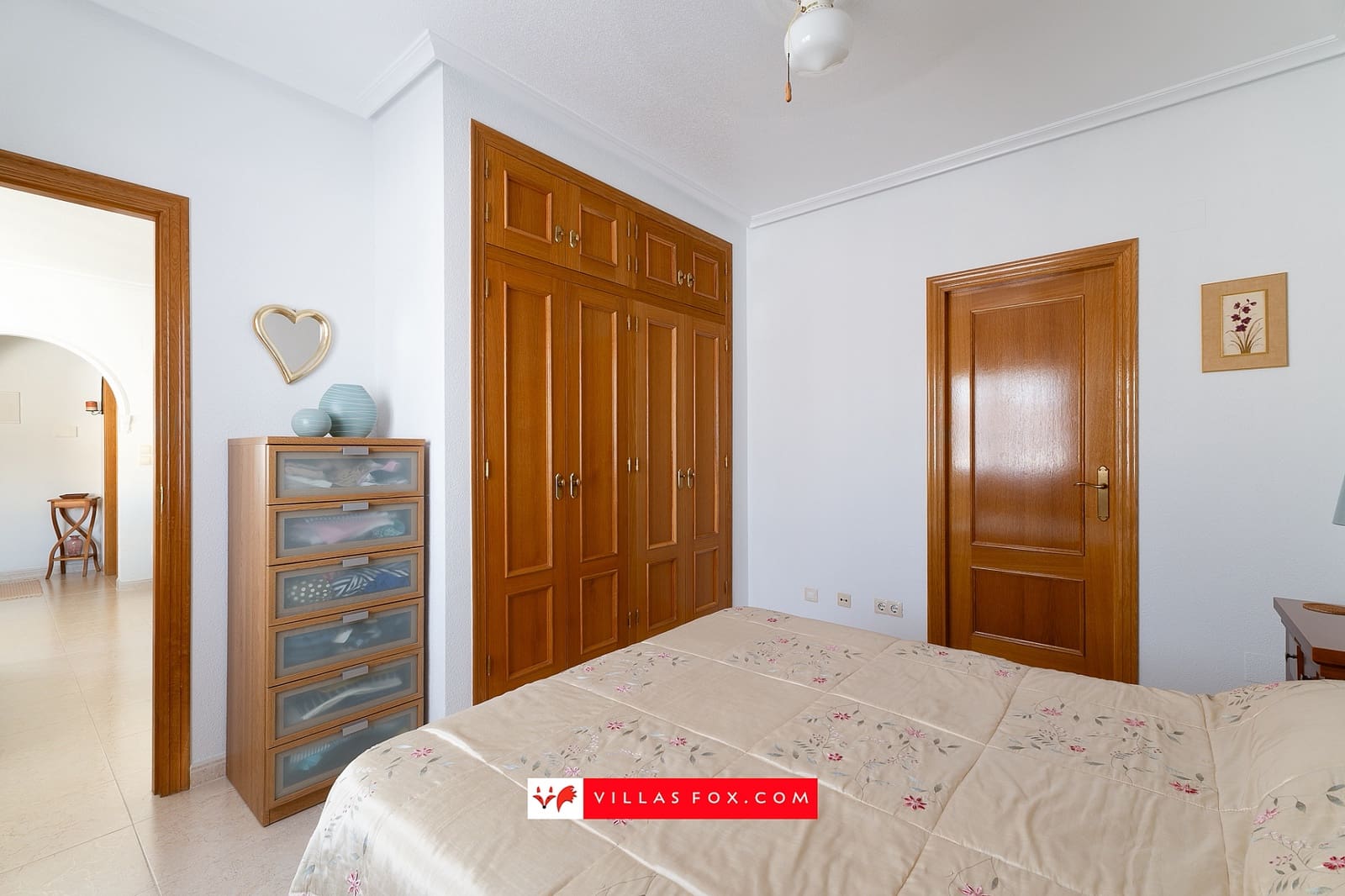 3 bedroom Villa for sale in Bigastro with pool garage - € 320,000 (Ref: 10124474)