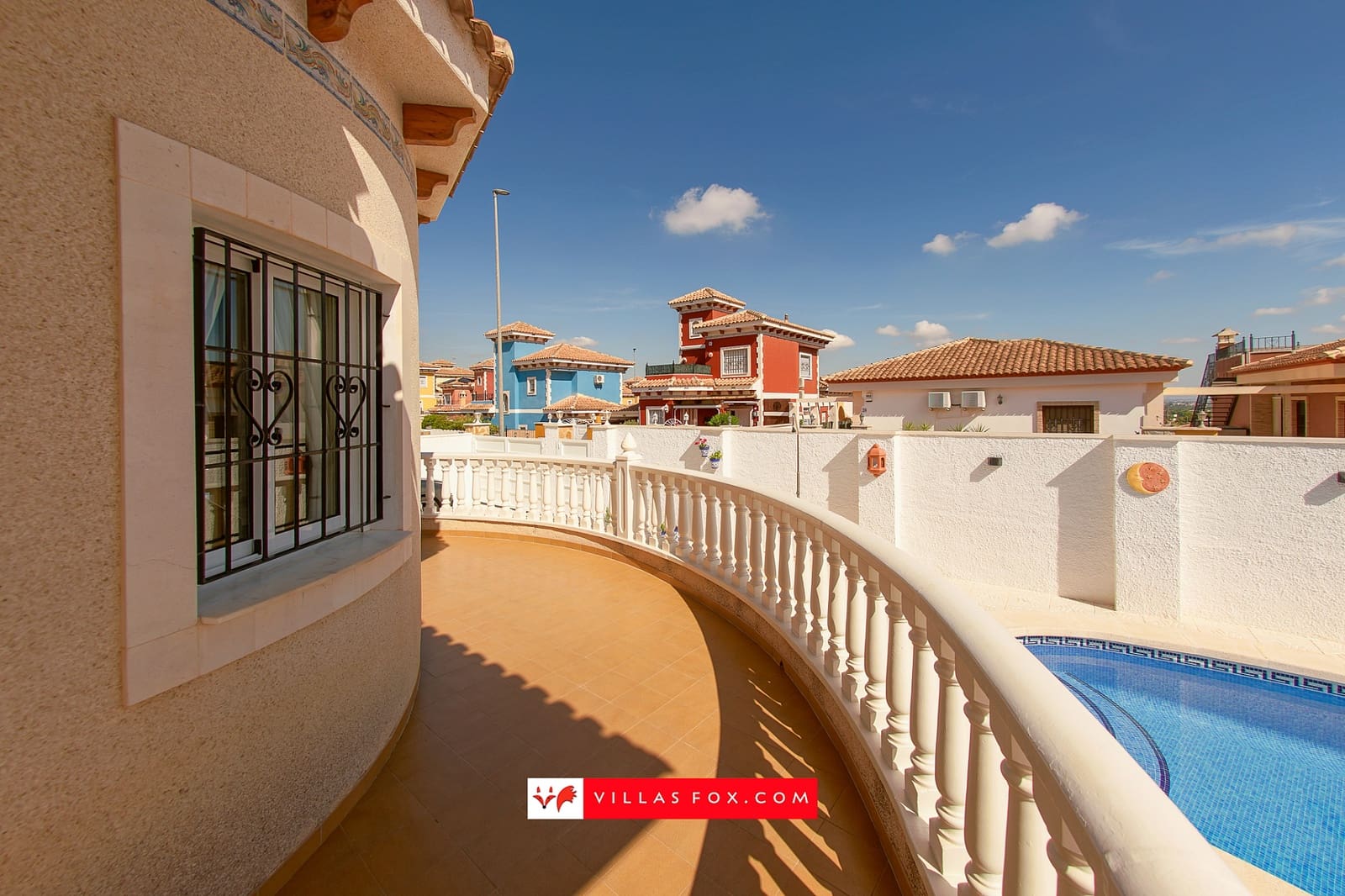 3 bedroom Villa for sale in Bigastro with pool garage - € 320,000 (Ref: 10124474)
