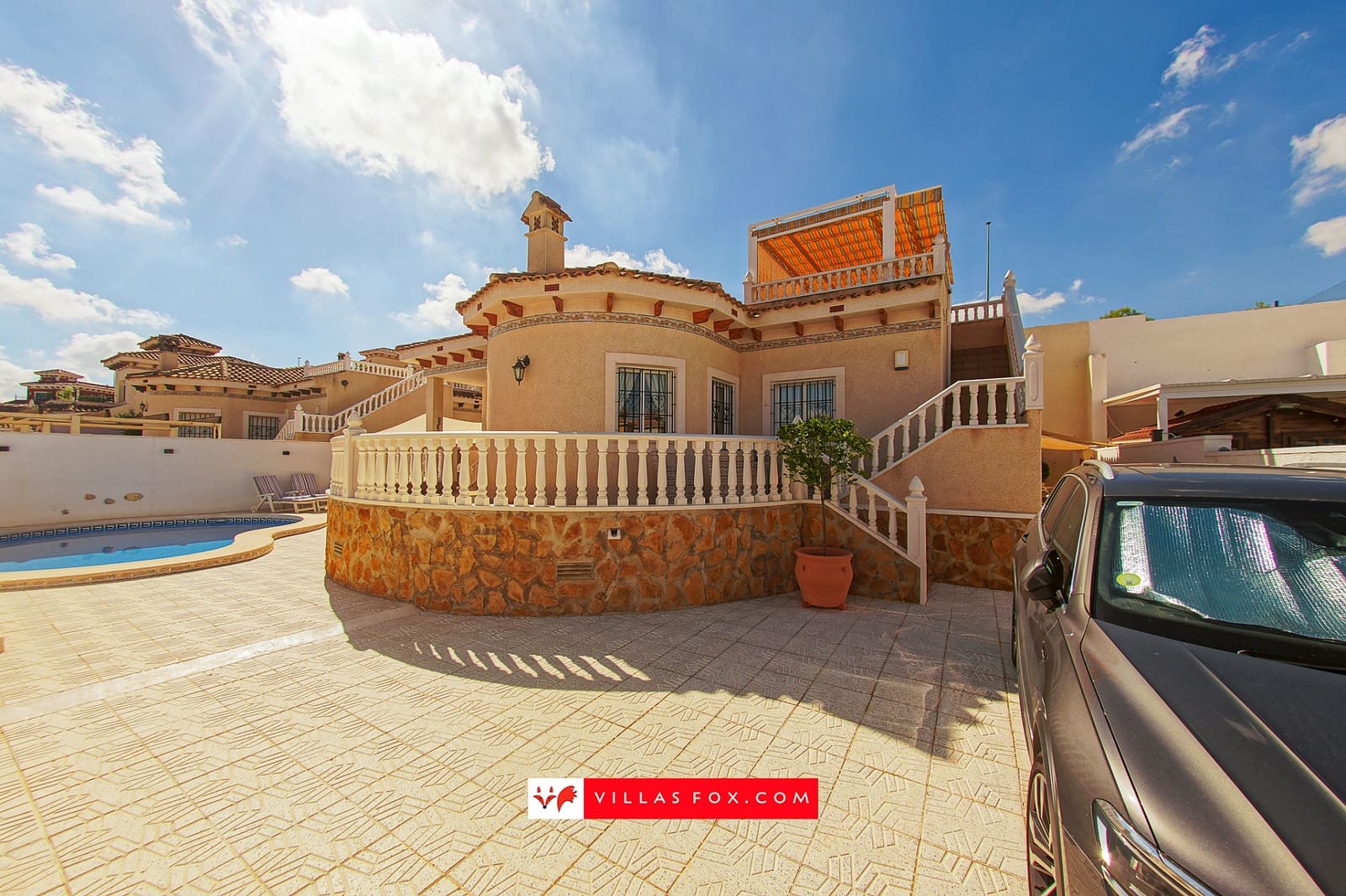 3 bedroom Villa for sale in Bigastro with pool garage - € 320,000 (Ref: 10124474)
