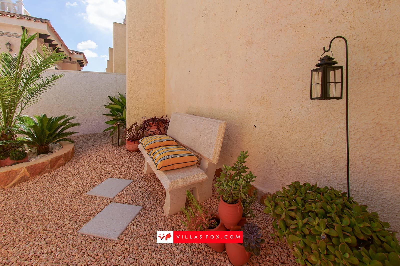 3 bedroom Villa for sale in Bigastro with pool garage - € 320,000 (Ref: 10124474)