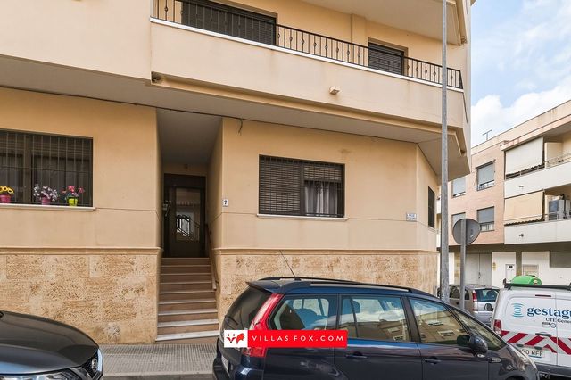 3 slaapkamer Appartement te koop in San Miguel de Salinas met zwembad garage - € 159.900 (Ref: 10125042)