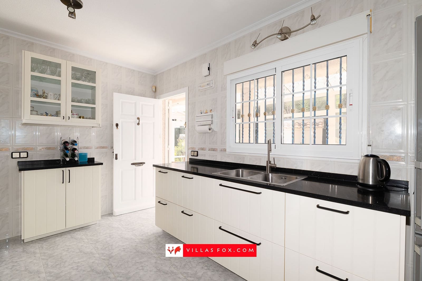 4 chambre Villa/Maison à vendre à San Miguel de Salinas avec piscine garage - 435 000 € (Ref: 10125224)