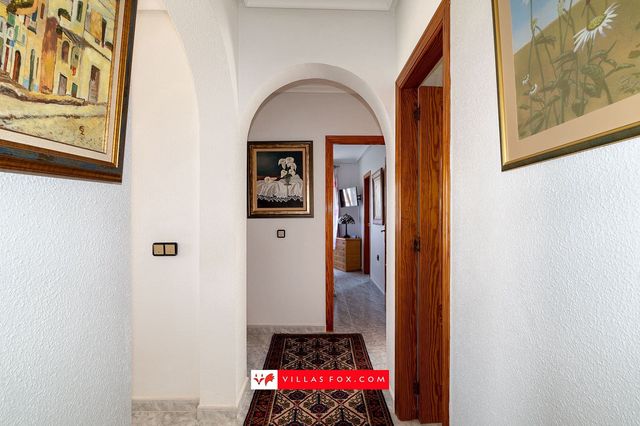 4 sovrum Villa till salu i San Miguel de Salinas med pool garage - 435 000 € (Ref: 10125224)