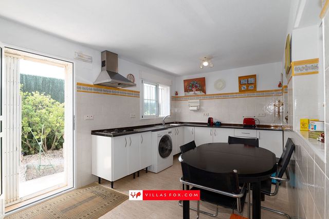 4 sovrum Villa till salu i San Miguel de Salinas med pool garage - 435 000 € (Ref: 10125224)