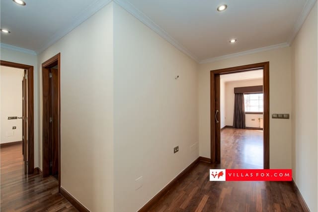 Apartamento de 3 habitaciones en San Miguel de Salinas en venta con garaje - 294.500 € (Ref: 7979011)