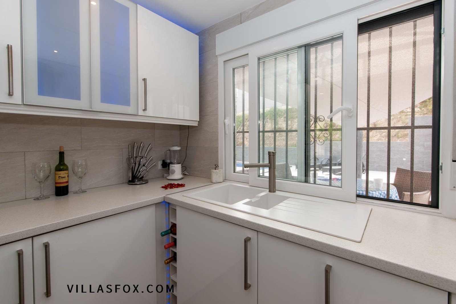 3 bedroom Villa for sale in San Miguel de Salinas with pool - € 349,000 (Ref: 8062931)