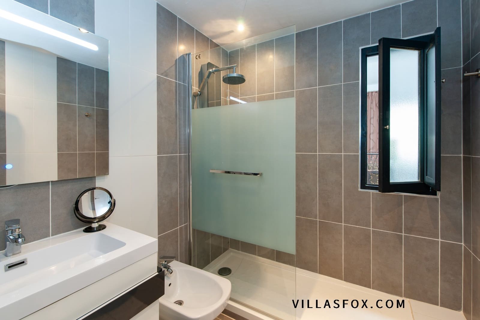 3 bedroom Villa for sale in San Miguel de Salinas with pool - € 349,000 (Ref: 8062931)