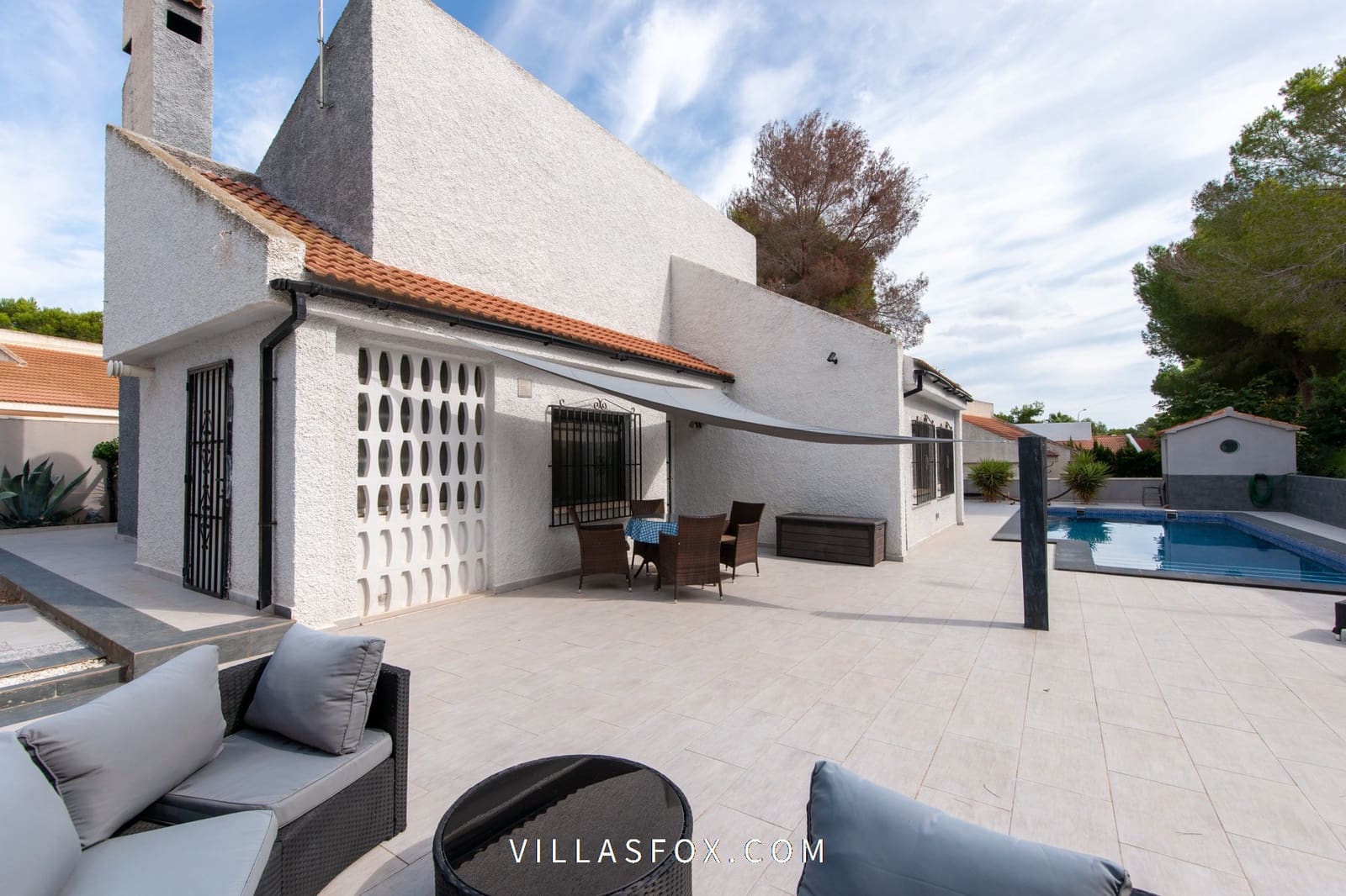 3 bedroom Villa for sale in San Miguel de Salinas with pool - € 349,000 (Ref: 8062931)