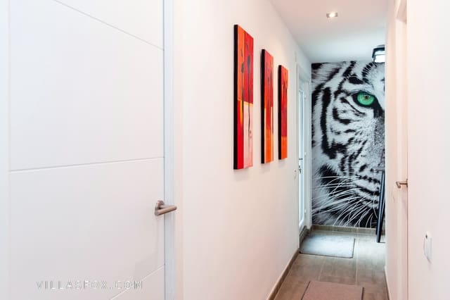 Chalet de 3 habitaciones en San Miguel de Salinas en venta con piscina - 349.000 € (Ref: 8062931)