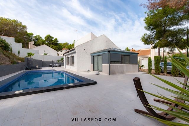 3 makuuhuone Huvila myytävänä paikassa San Miguel de Salinas mukana uima-altaan - 349 000 € (Ref: 8062931)