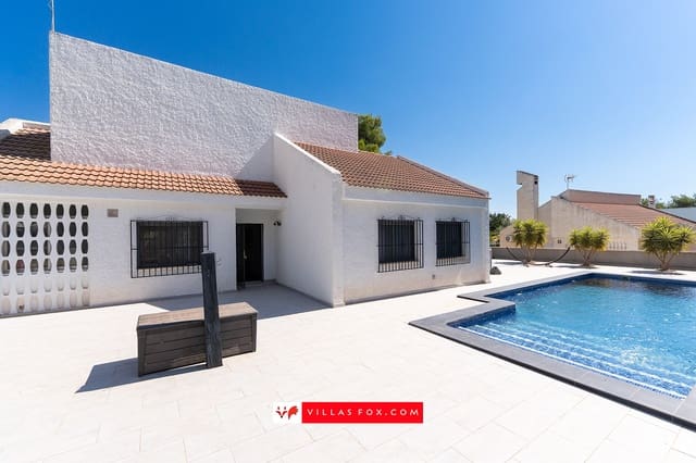 3 slaapkamer Villa te koop in San Miguel de Salinas met zwembad - € 349.000 (Ref: 8062931)