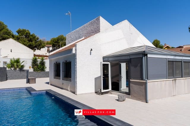 3 slaapkamer Villa te koop in San Miguel de Salinas met zwembad - € 349.000 (Ref: 8062931)