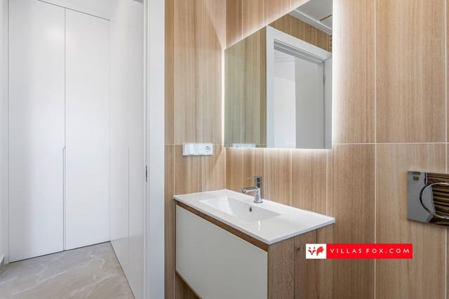 3 makuuhuone Huvila myytävänä paikassa San Miguel de Salinas mukana uima-altaan - 780 000 € (Ref: 8135503)