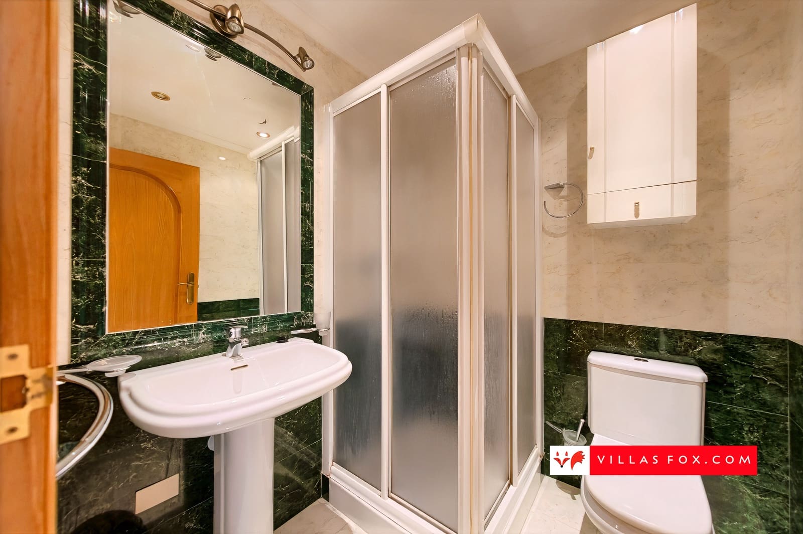 Apartamento de 2 habitaciones en San Miguel de Salinas en venta - 126.000 € (Ref: 8608773)