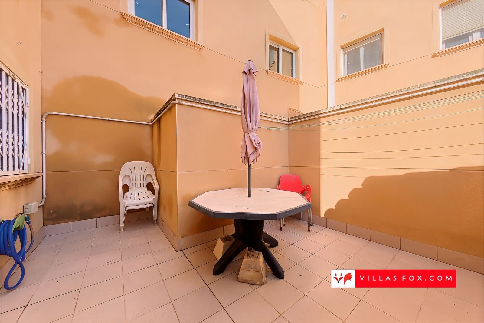 Apartamento de 2 habitaciones en San Miguel de Salinas en venta - 126.000 € (Ref: 8608773)