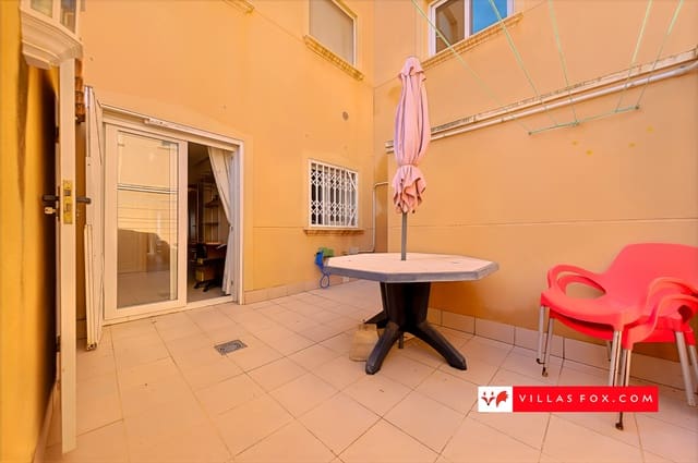 Apartamento de 2 habitaciones en San Miguel de Salinas en venta - 126.000 € (Ref: 8608773)