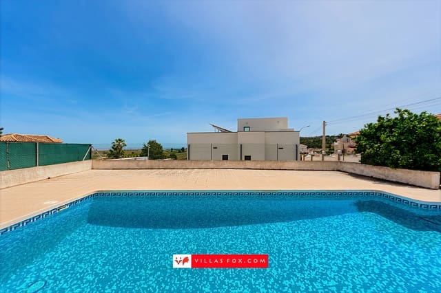 3 sovrum Villa till salu i San Miguel de Salinas med pool - 340 000 € (Ref: 8611614)
