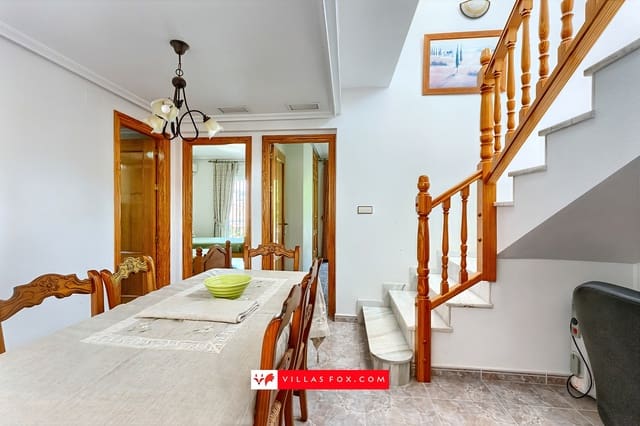 3 sovrum Villa till salu i San Miguel de Salinas med pool - 340 000 € (Ref: 8611614)