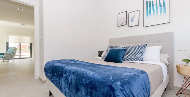 2 quarto Apartamento para venda em San Miguel de Salinas com piscina - 465 000 € (Ref: 8651268)