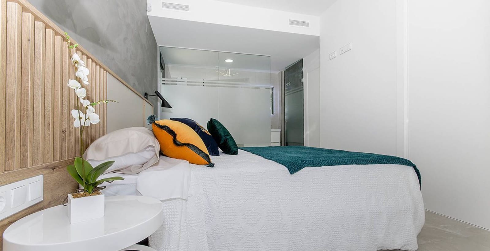 2 bedroom Apartment for sale in San Miguel de Salinas with pool - € 465,000 (Ref: 8651268)