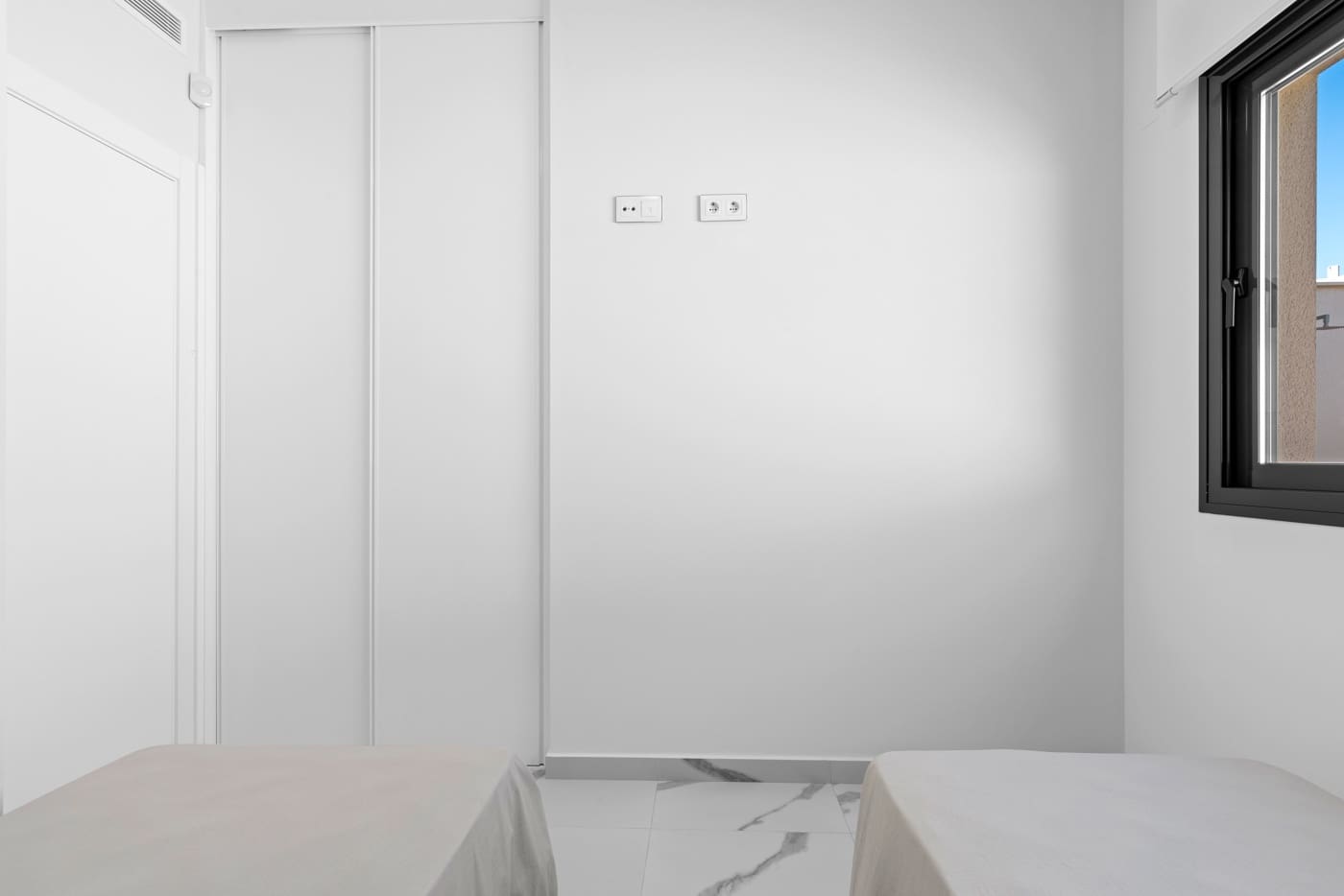 Apartamento de 2 habitaciones en San Miguel de Salinas en venta con piscina garaje - 375.000 € (Ref: 8651271)