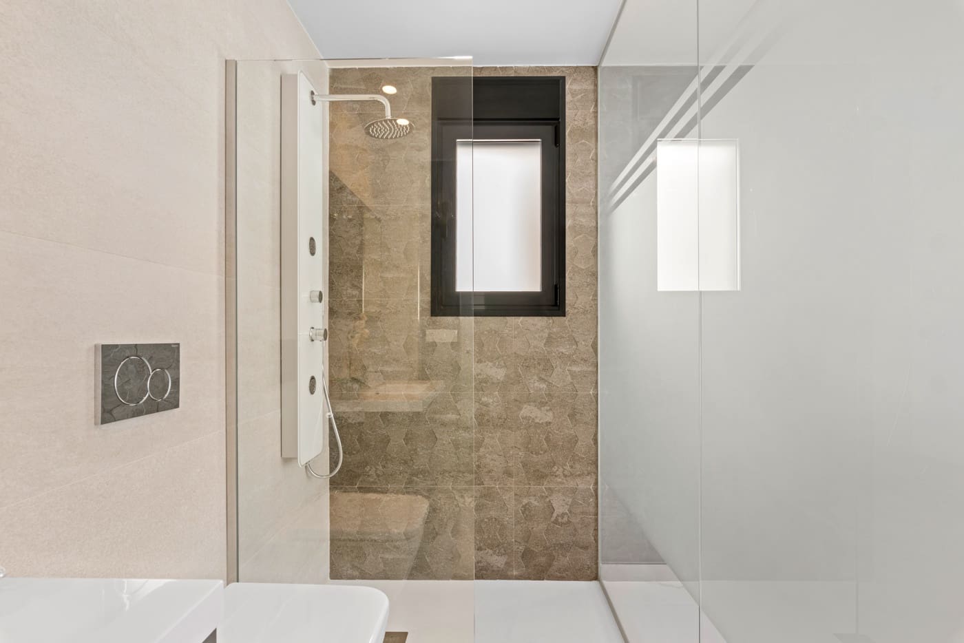 Apartamento de 2 habitaciones en San Miguel de Salinas en venta con piscina garaje - 375.000 € (Ref: 8651271)