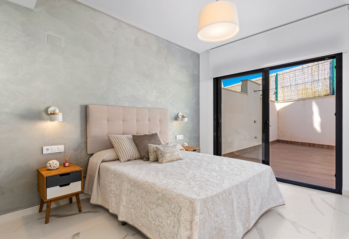 Apartamento de 2 habitaciones en San Miguel de Salinas en venta con piscina garaje - 375.000 € (Ref: 8651271)