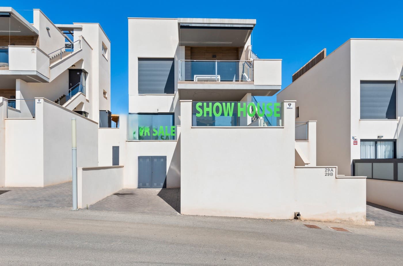 Apartamento de 2 habitaciones en San Miguel de Salinas en venta con piscina garaje - 375.000 € (Ref: 8651271)