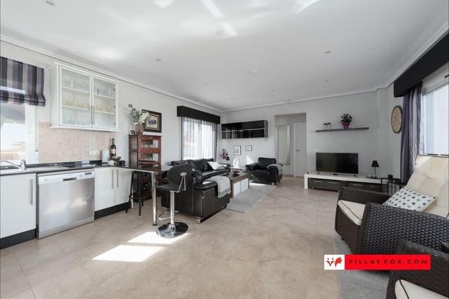 6 bedroom Villa for sale in San Miguel de Salinas with pool garage - € 649,000 (Ref: 8672178)