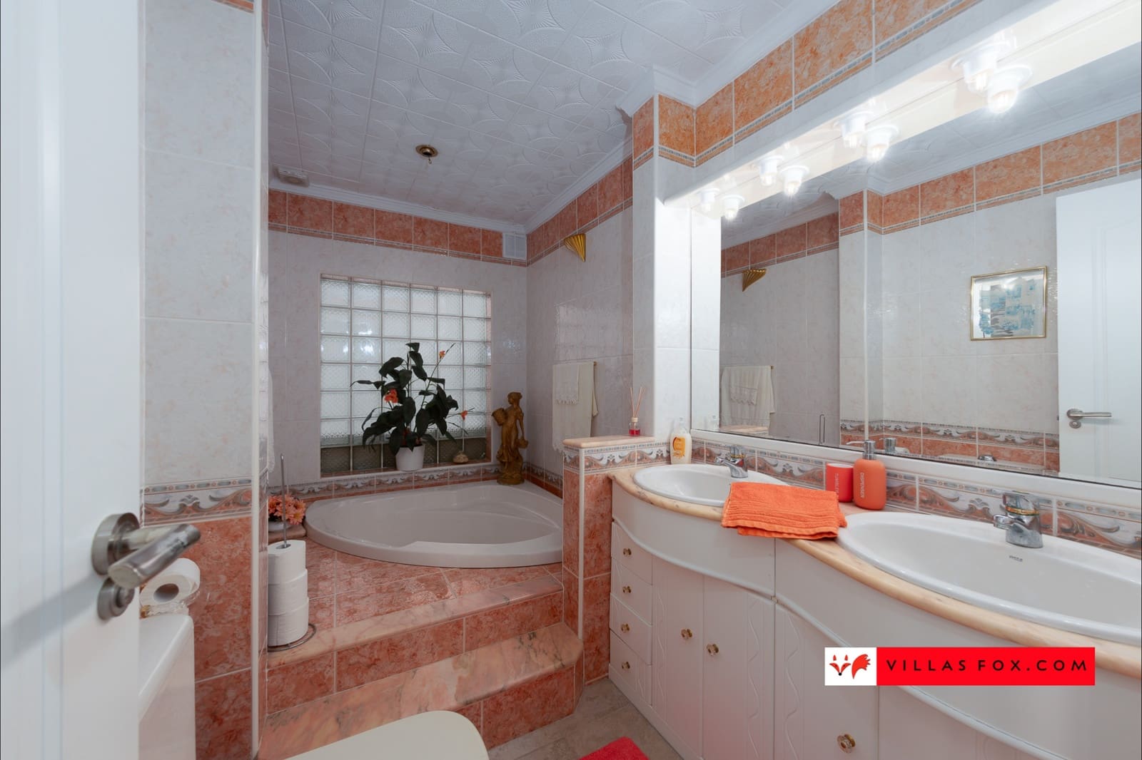 6 soverom Villa til salgs i San Miguel de Salinas med svømmebasseng garasje - € 649 000 (Ref: 8672178)