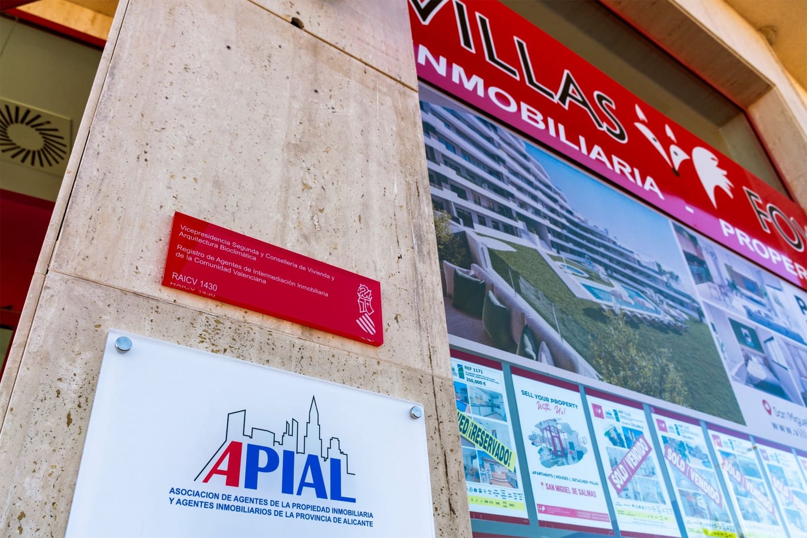 6 soverom Villa til salgs i San Miguel de Salinas med svømmebasseng garasje - € 649 000 (Ref: 8672178)