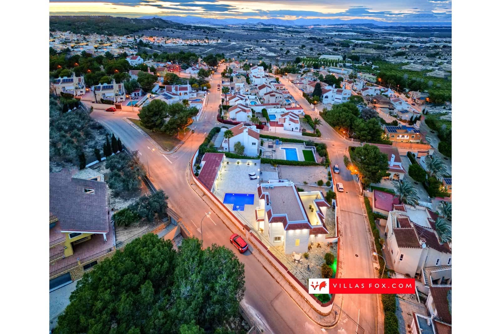 6 soverom Villa til salgs i San Miguel de Salinas med svømmebasseng garasje - € 649 000 (Ref: 8672178)