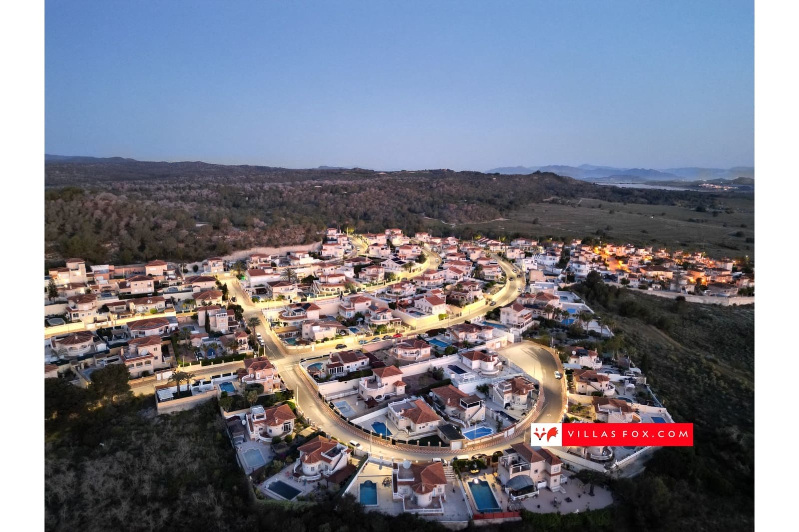 5 soveværelse Villa til salg i San Miguel de Salinas med swimmingpool garage - € 599.999 (Ref: 8704583)