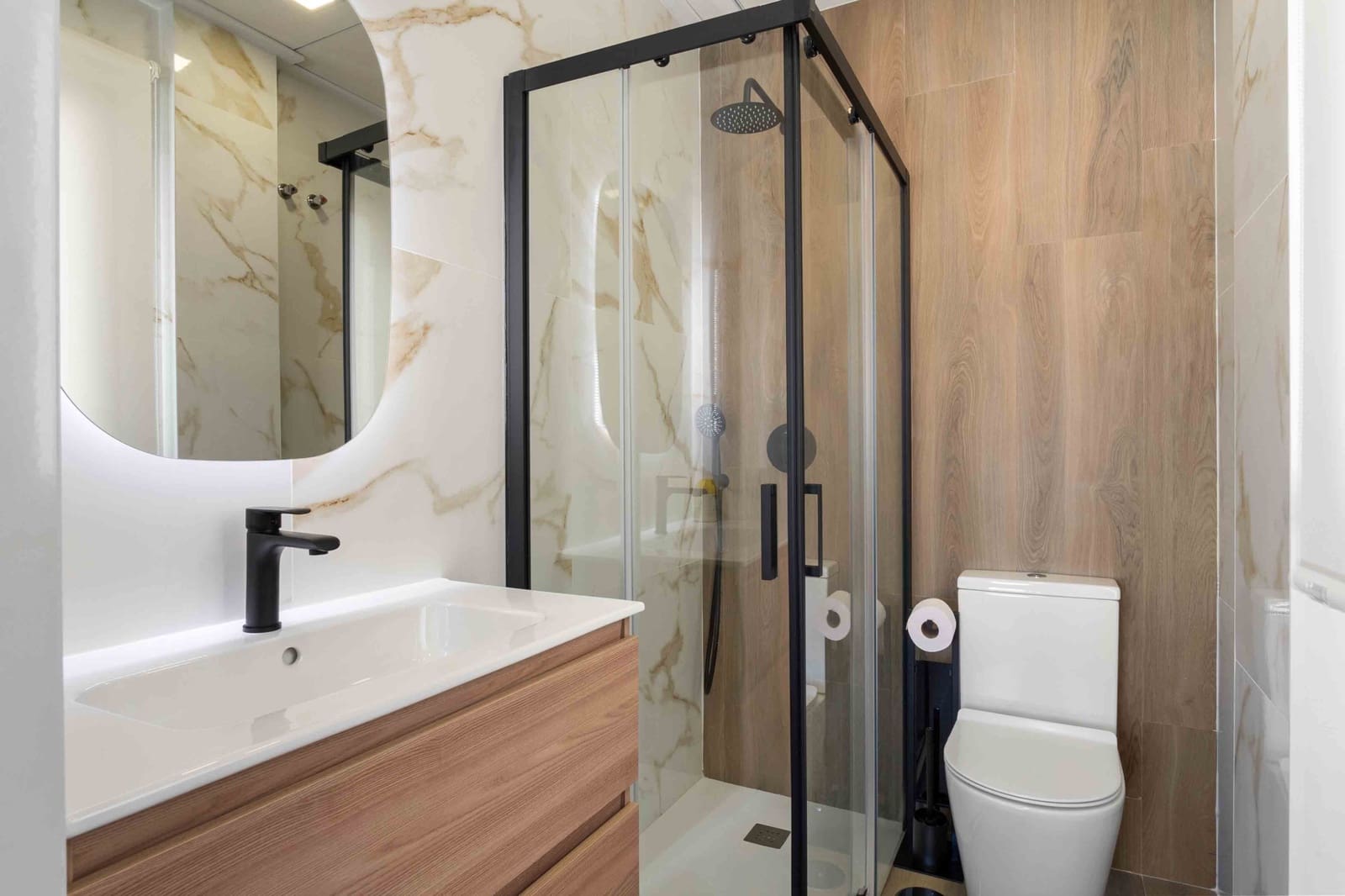 3 soveværelse Semi-Rækkehus til salg i Los Montesinos med swimmingpool - € 321.000 (Ref: 8769270)