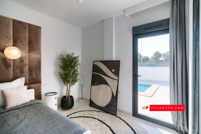 3 soveværelse Villa til salg i San Miguel de Salinas med swimmingpool - € 429.900 (Ref: 8912485)