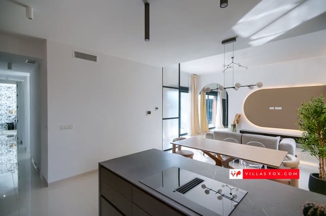 3 soveværelse Villa til salg i San Miguel de Salinas med swimmingpool - € 429.900 (Ref: 8912485)