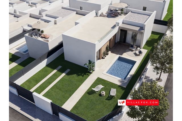 3 soveværelse Villa til salg i San Miguel de Salinas med swimmingpool - € 429.900 (Ref: 8912485)