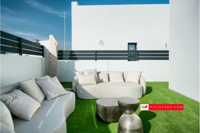 3 soveværelse Villa til salg i San Miguel de Salinas med swimmingpool - € 429.900 (Ref: 8912485)