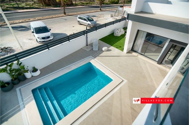 3 soveværelse Villa til salg i San Miguel de Salinas med swimmingpool - € 429.900 (Ref: 8912485)